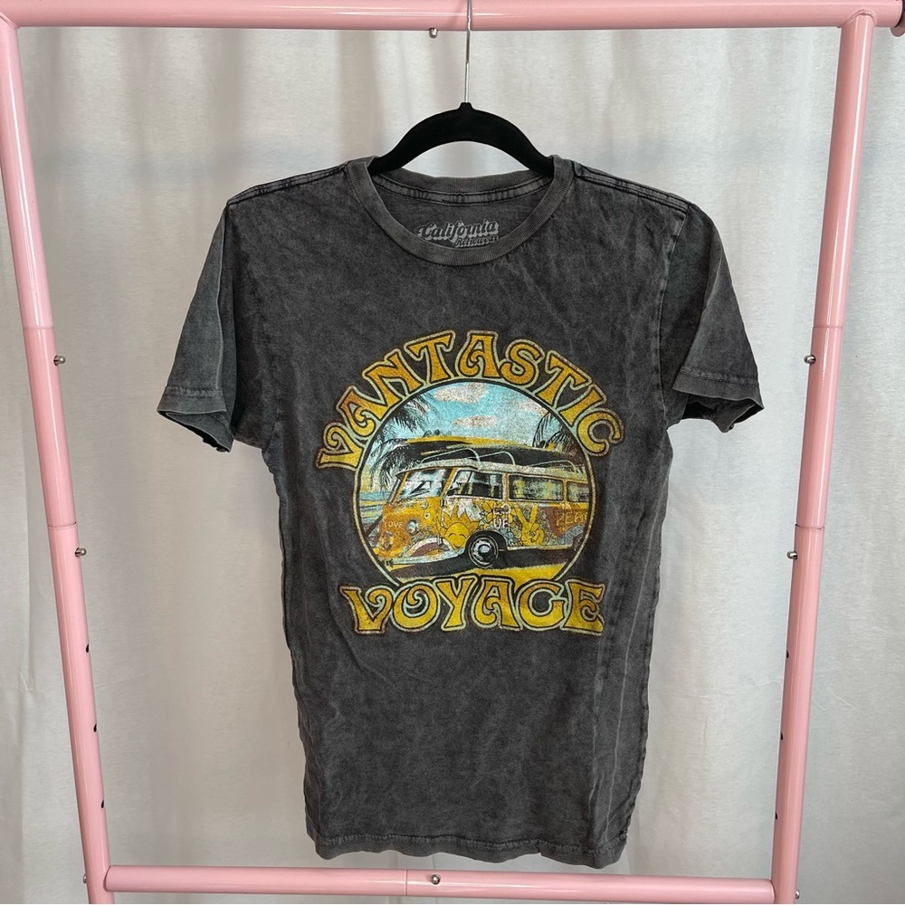 California Retrowear Vantastic Voyage Graphic Tshirt size Small